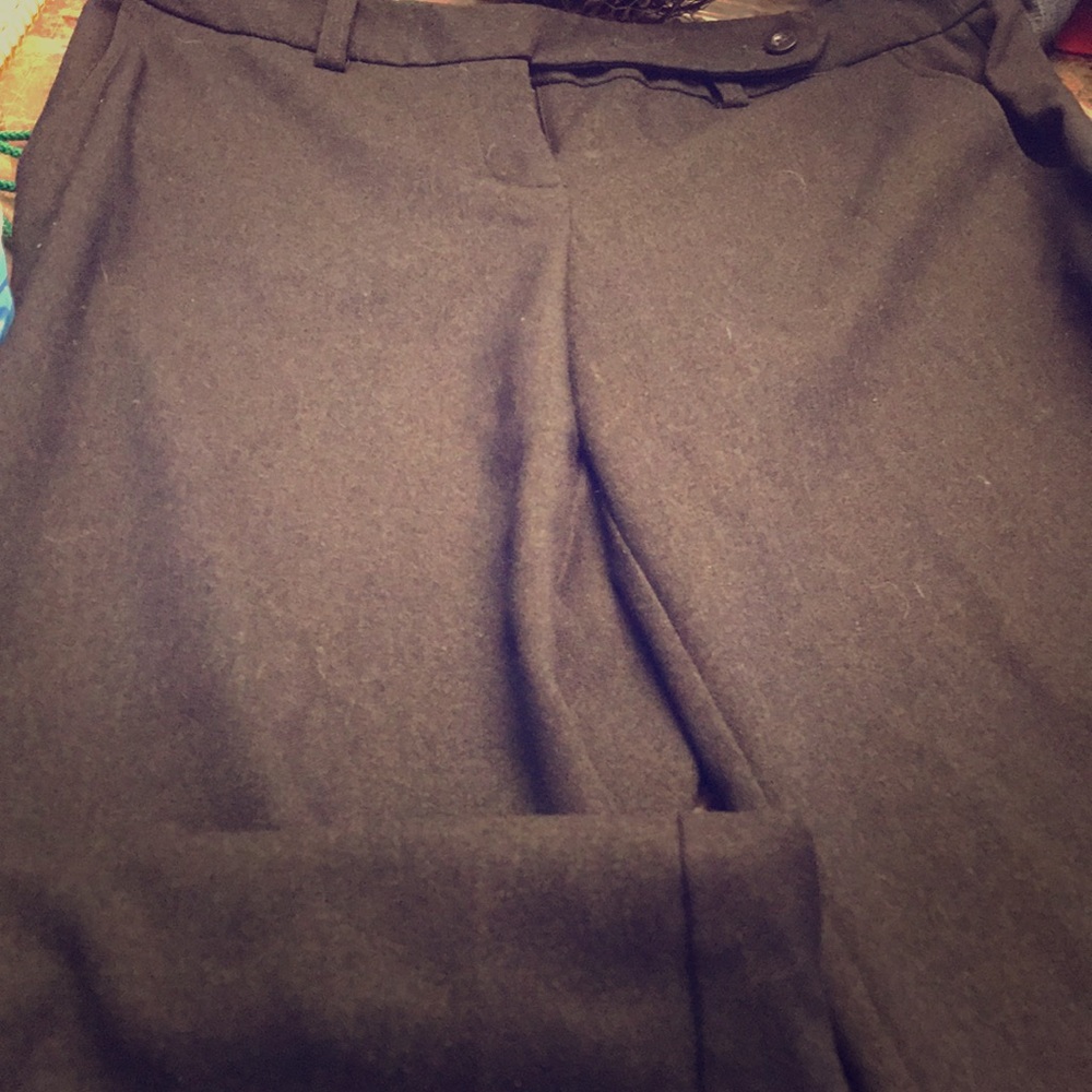 Ann Taylor Cropped pants